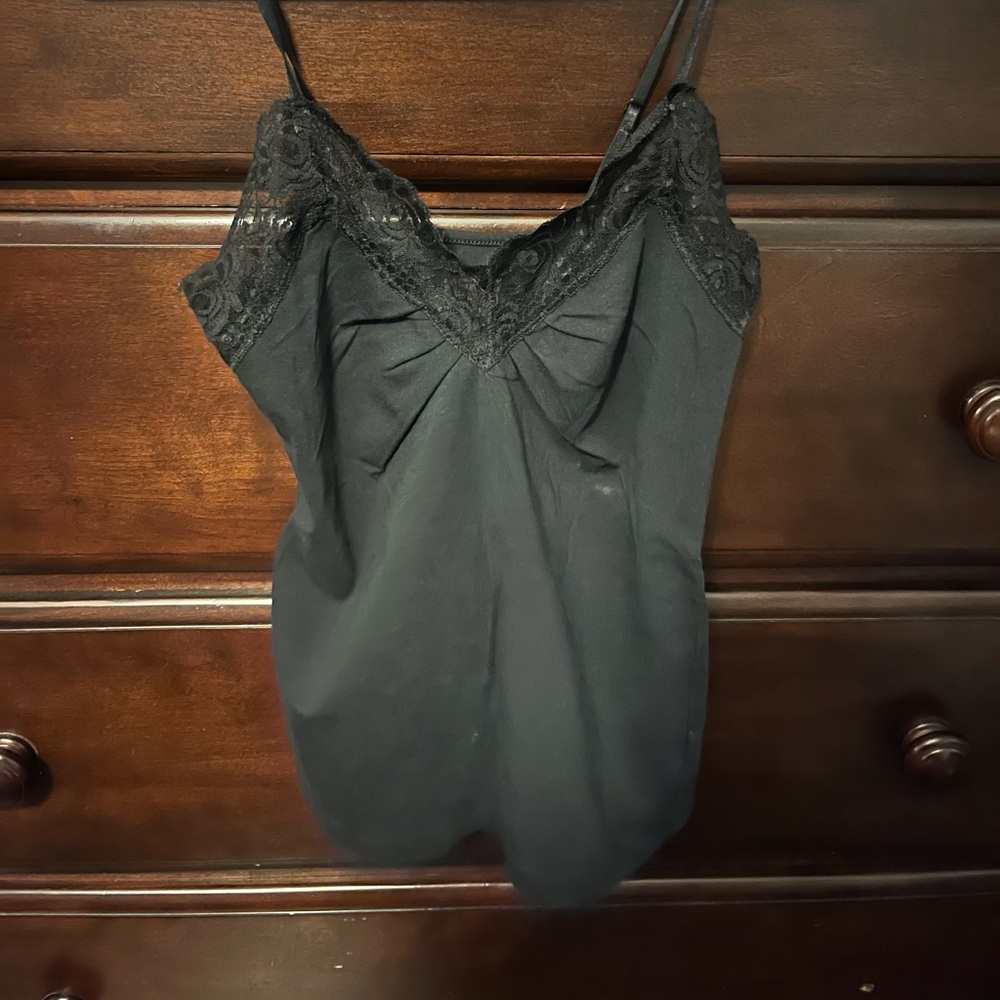 Old navy black tank top with lace size xs